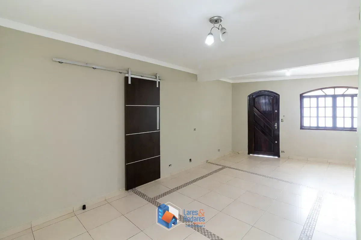 Foto do imóvel Sobrado para venda em Brasilândia com 3 quartos, sendo 3 suítes, 245m² em Rua Veríssimo Cardoso