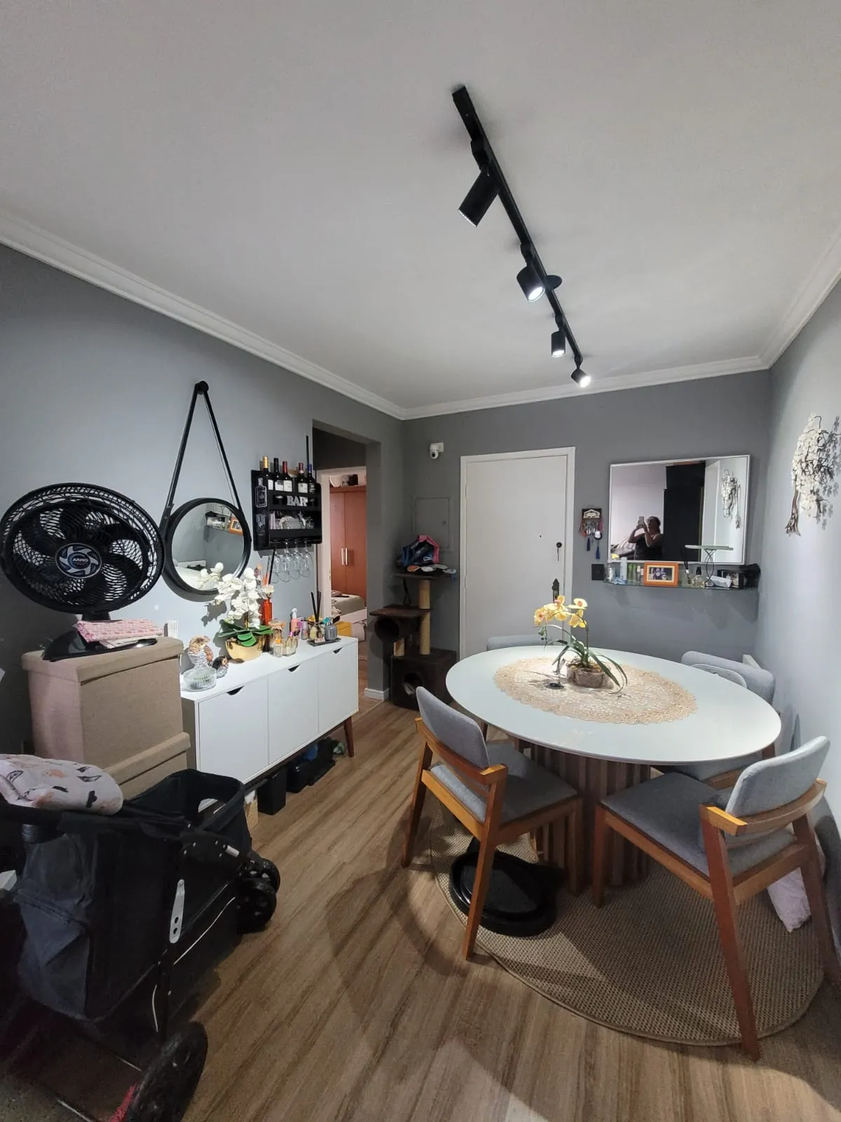 Imagem VENDO LINDO APARTAMENTO NO BAIRRO JARDIM UBIRAJARA!