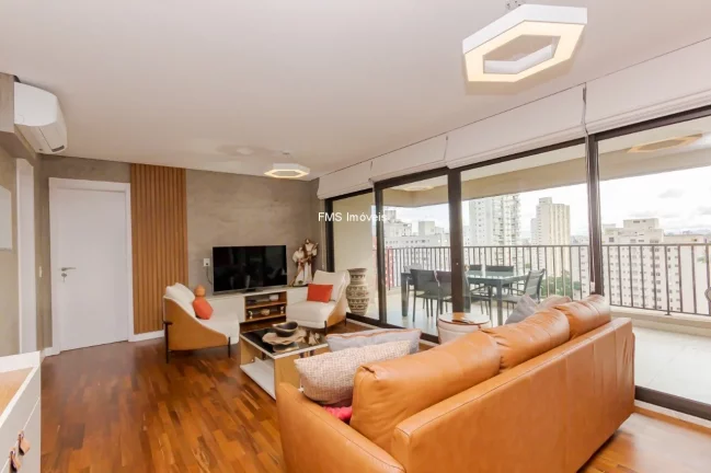 Imagem Imperdível apartamento de alto padrão com 3 suítes e 2 vagas na Vila Mariana - São Paulo-SP