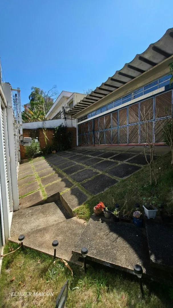 Imagem Casa a venda de alto padrão no bairro Jardim dos Estados em Poços de Caldas - MG