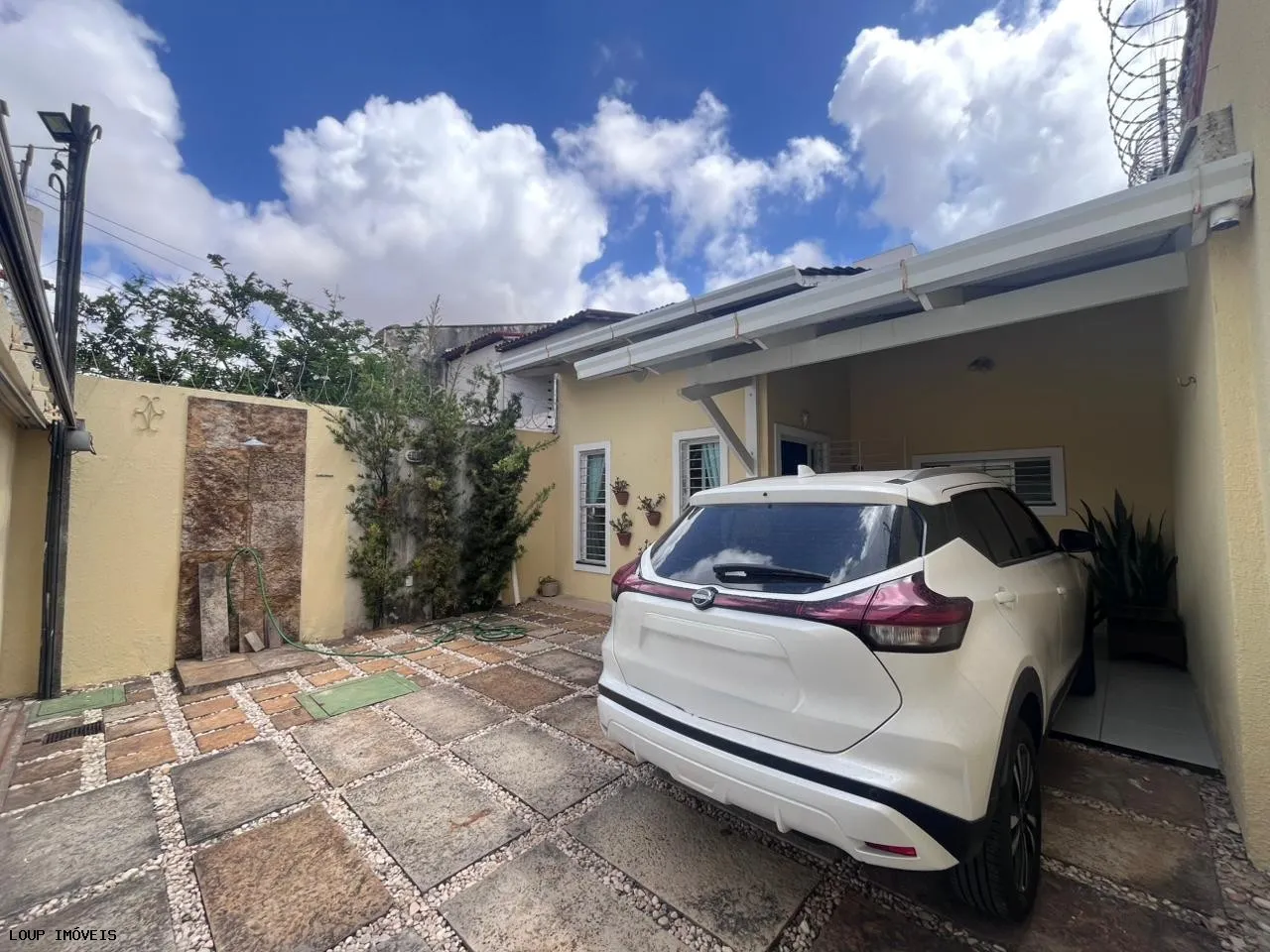 Imagem Casa para Venda em Fortaleza, Passaré, 3 dormitórios, 1 suíte, 2 banheiros, 2 vagas