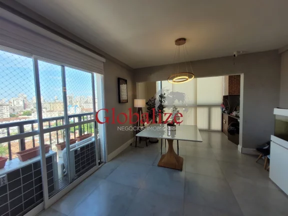 Imagem DUPLEX R$940.000,00 03 DORMITÓRIOS, SALA AMPLIADA COM VARANDA E CHURRASQUEIRA GRILL, 02 VAGAS DEMARCADAS, COZINHA PLANEJADA, LOCALIZAÇÃO PRIVILEGIADA