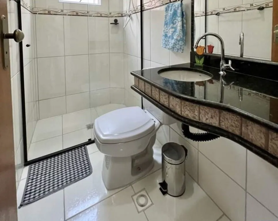 Imagem CASA COM 160,00 m² - AVIAÇÃO - PRAIA GRANDE SP