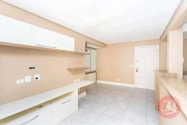 Imagem Apartamento com 1 dormitório para alugar, 50 m² por R$ 3.031,00/mês - Menino Deus - Porto Alegre/RS