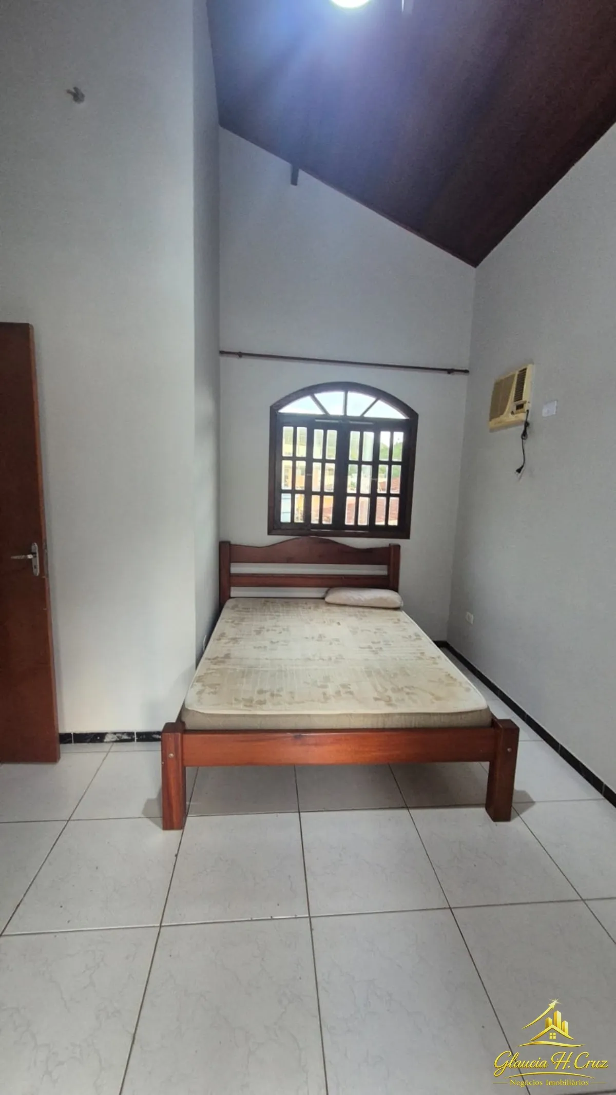 Imagem Seu Novo Lar no Balneário Forest! Casa à Venda a Poucos Minutos da Praia e do Centro