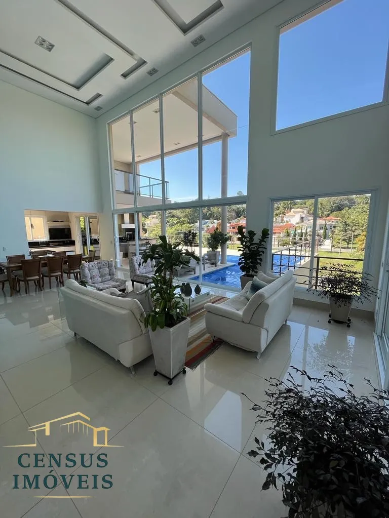 Foto do imóvel: Luxuosa casa à venda, 4 suítes, com edícula, no Condomínio Marambaia em Vinhedo/SP. em Condomínio Marambaia