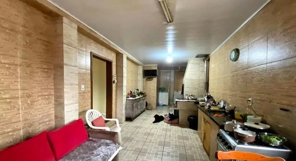Imagem Sobrado para Venda em Novo Hamburgo / RS no bairro Canudos