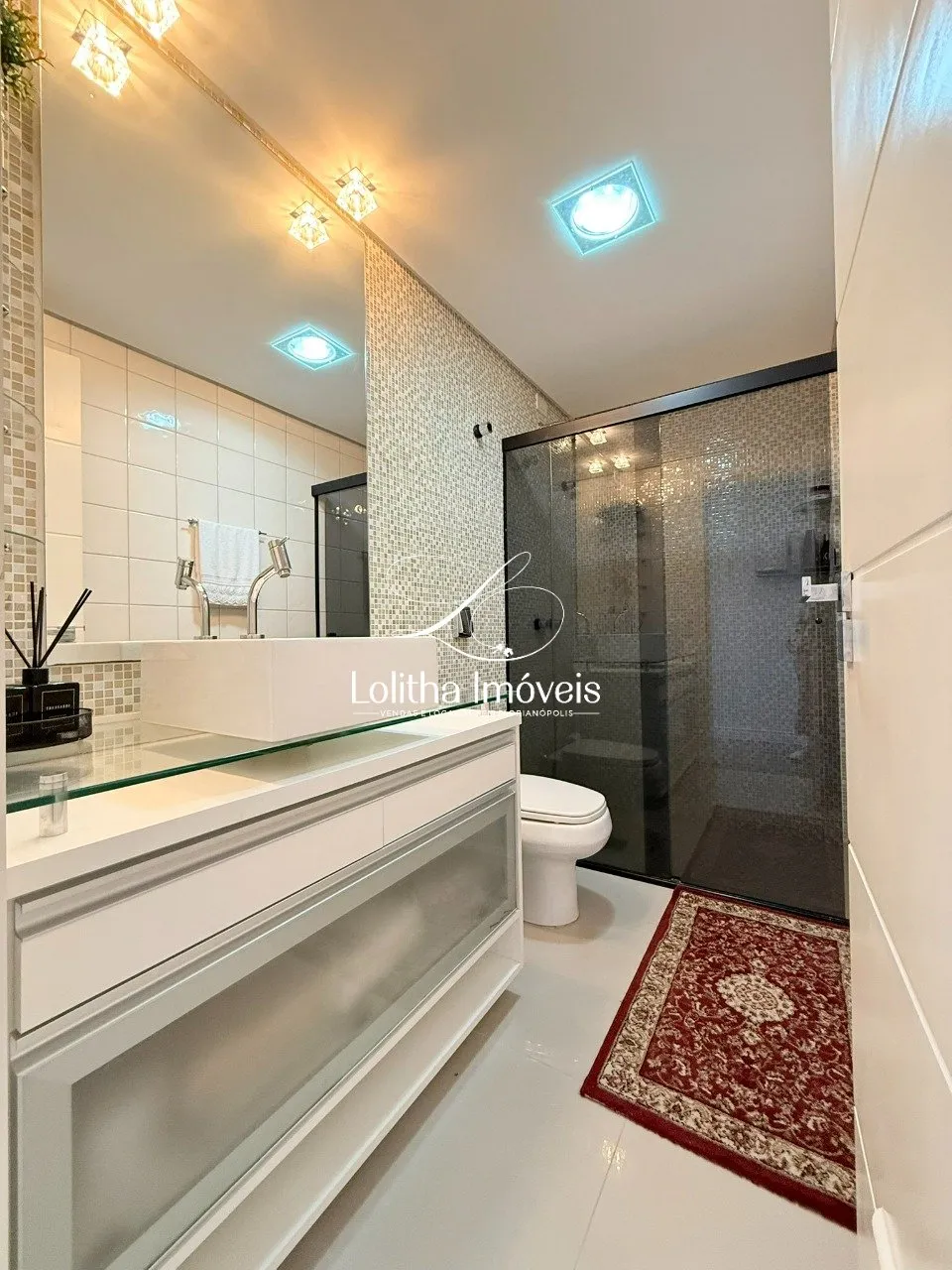 Imagem APARTAMENTO À VENDA COM 3 QUARTOS, SENDO 1 SUÍTE, EM COQUEIROS, FLORIANÓPOLIS/SC