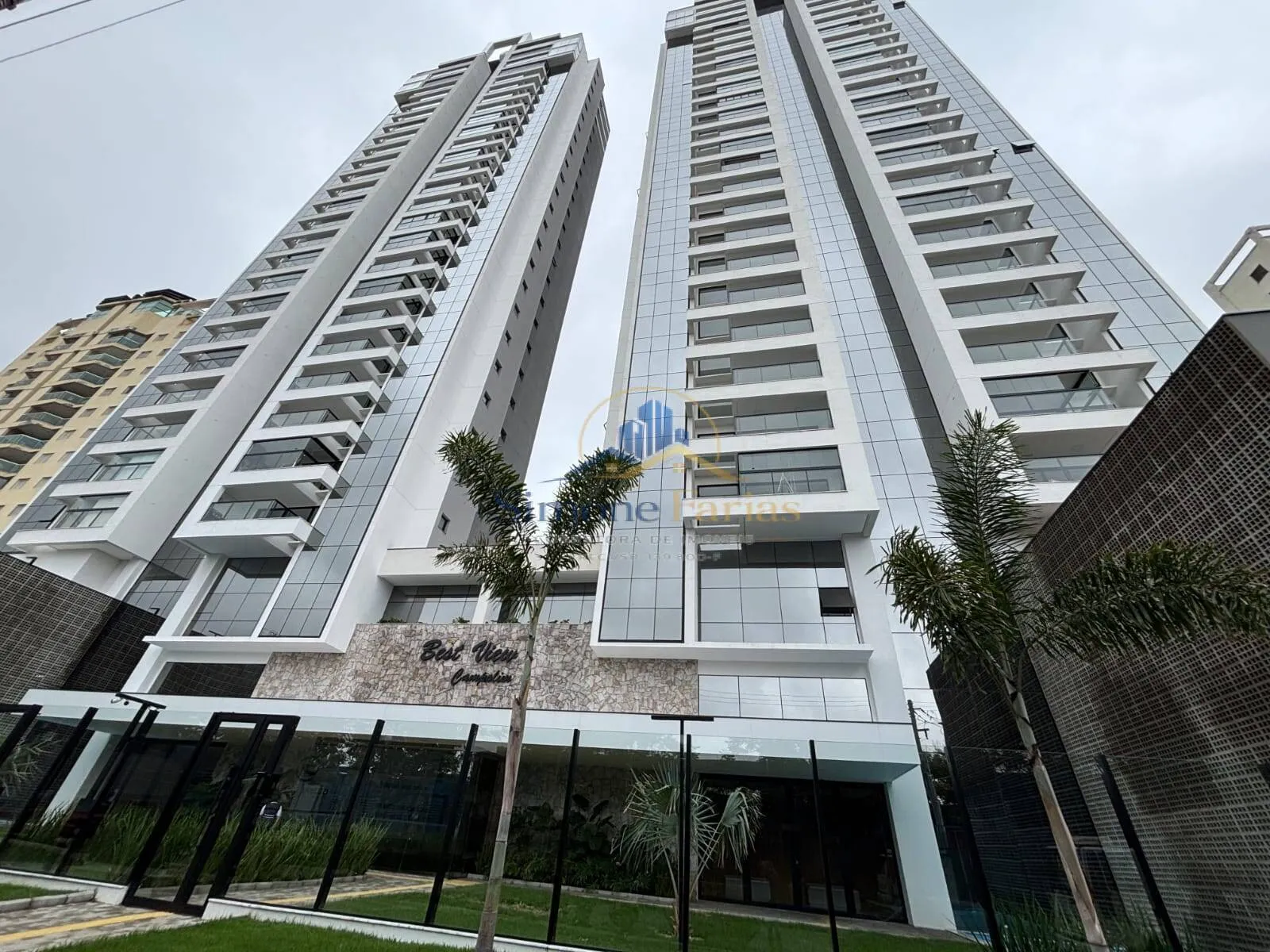 Imagem Apartamento à venda ou locação com 3 suítes e 3 vagas no Parque Campolim