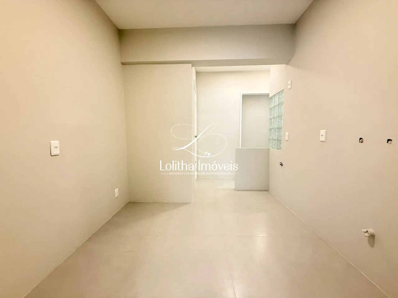 Imagem APARTAMENTO COM 3 DORMITÓRIOS À VENDA NO CENTRO DE FLORIANÓPOLIS/SC