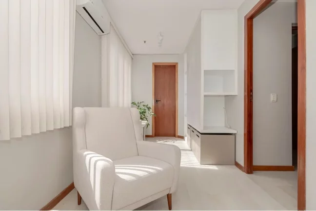 Imagem Sala para venda no bairro Menino Deus em Porto Alegre