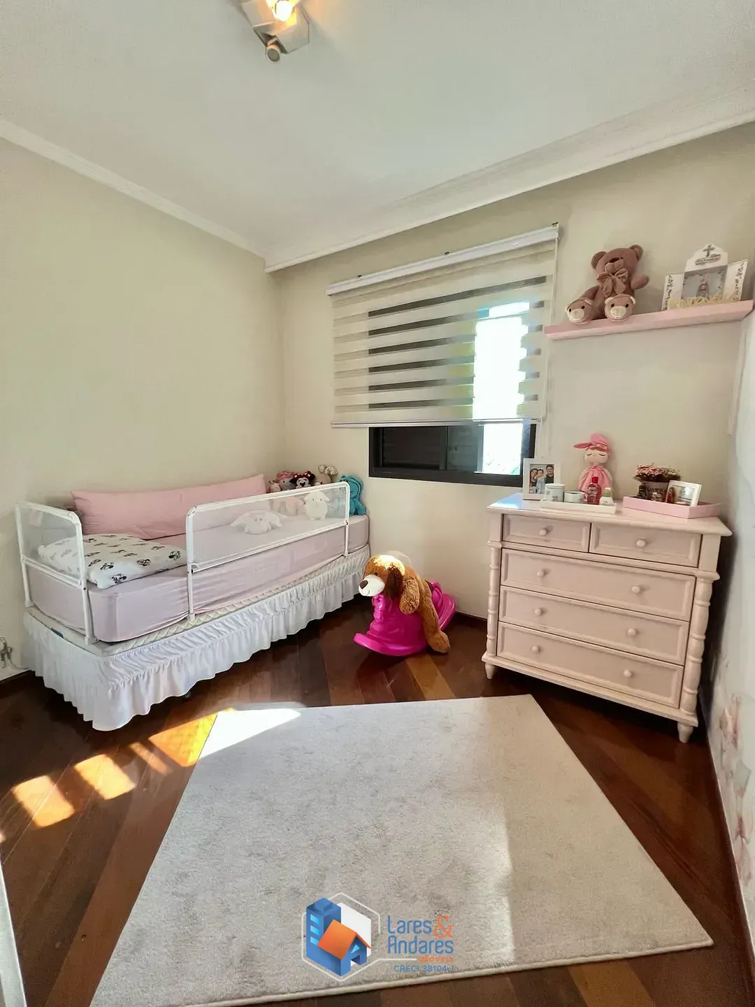 Imagem Apartamento para venda em Parque São Domingos com 3 quartos, sendo 1 suíte, 174m²