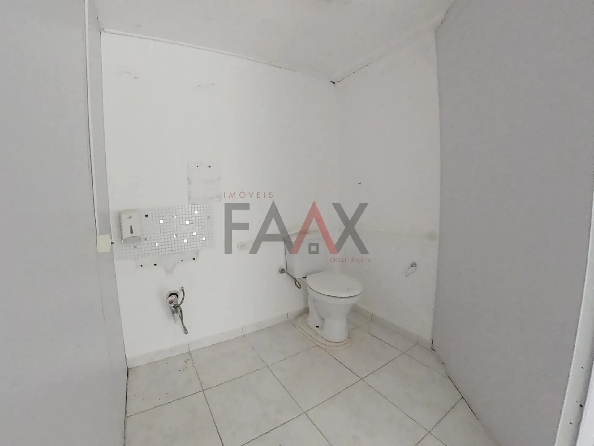 Imagem Sala comercial de próximo ao Hospital São Vicente no centro em Guarapuava - PR