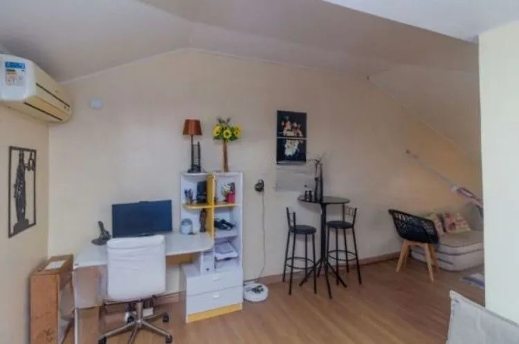 Imagem Casa em condomínio 3 dormitórios ´- Bairro Camaquã
