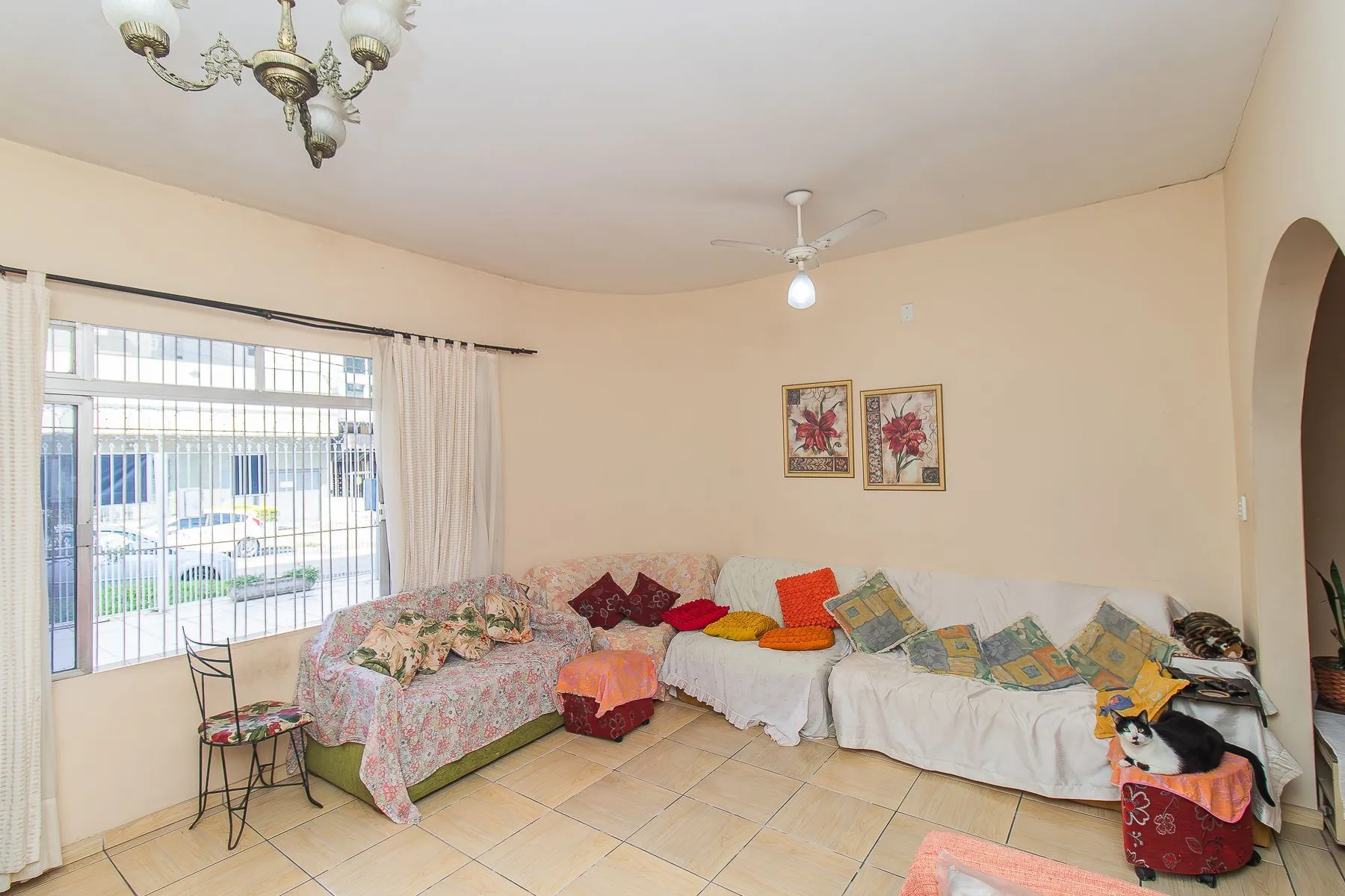 Imagem Casa 4 dormitórios - 1 vaga - 330m² Menino Deus