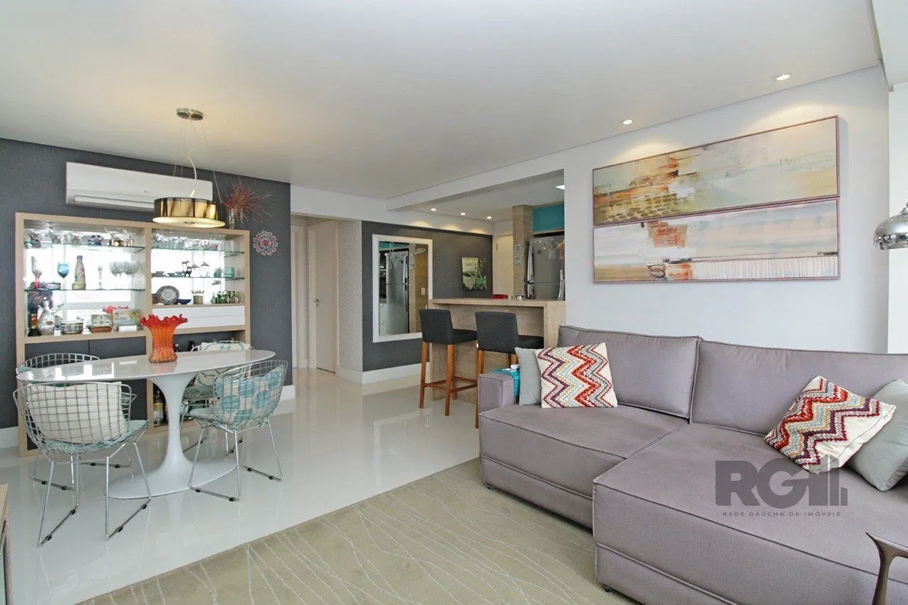Imagem Apartamento com 77,00m² privativos, bairro Passo D´areia, Porto Alegre/RS