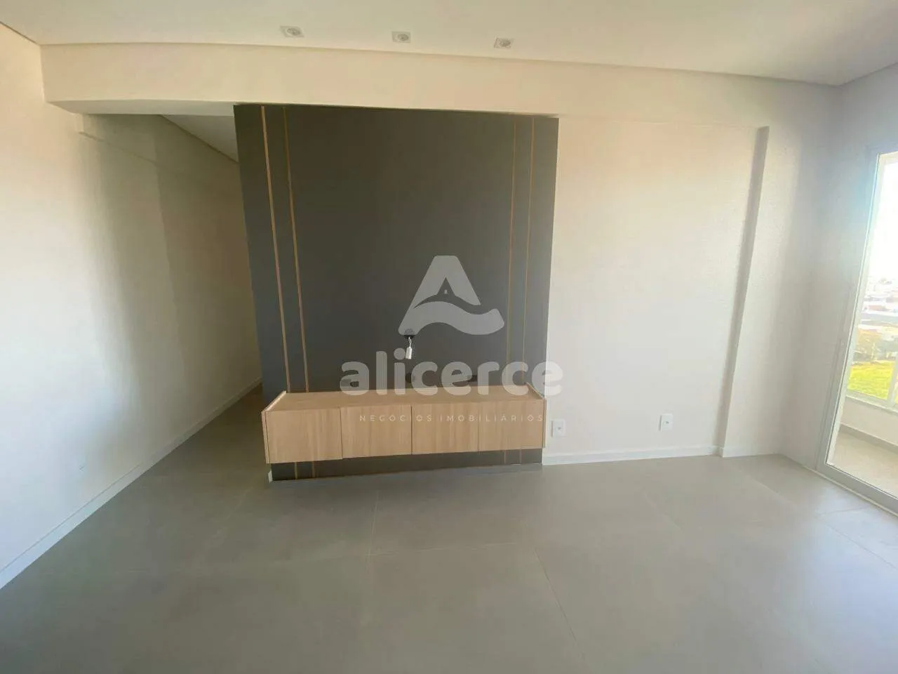 Imagem Apartamento vista mar l 2 dormitórios, 1 suíte l 73,32m² l Ipiranga - São José/SC