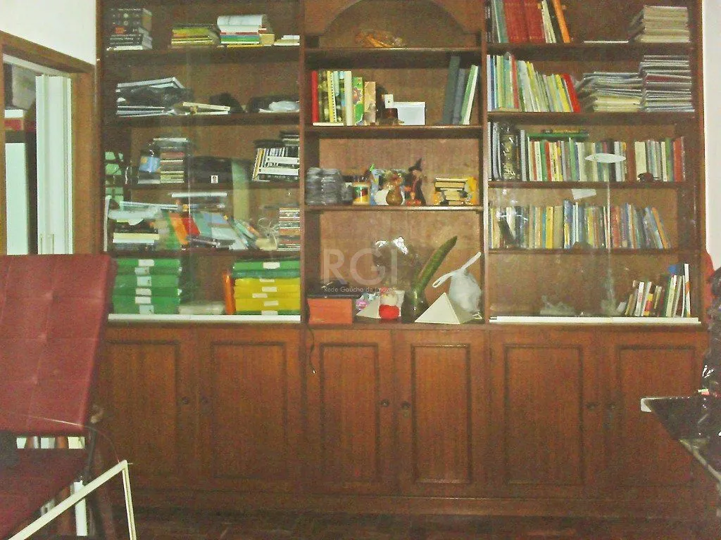 Imagem Casa para Venda - 140m², 3 dormitórios, sendo 1 suites, 2 vagas - Morro Santana