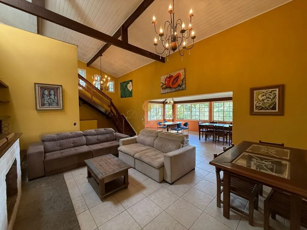Imagem Casa para Venda em Teresópolis / RJ no bairro Parque do Imbui
