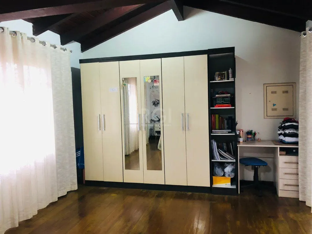 Imagem Casa Condominio para Venda - 254.38m², 4 dormitórios, sendo 2 suites, 2 vagas - Vila Assunção