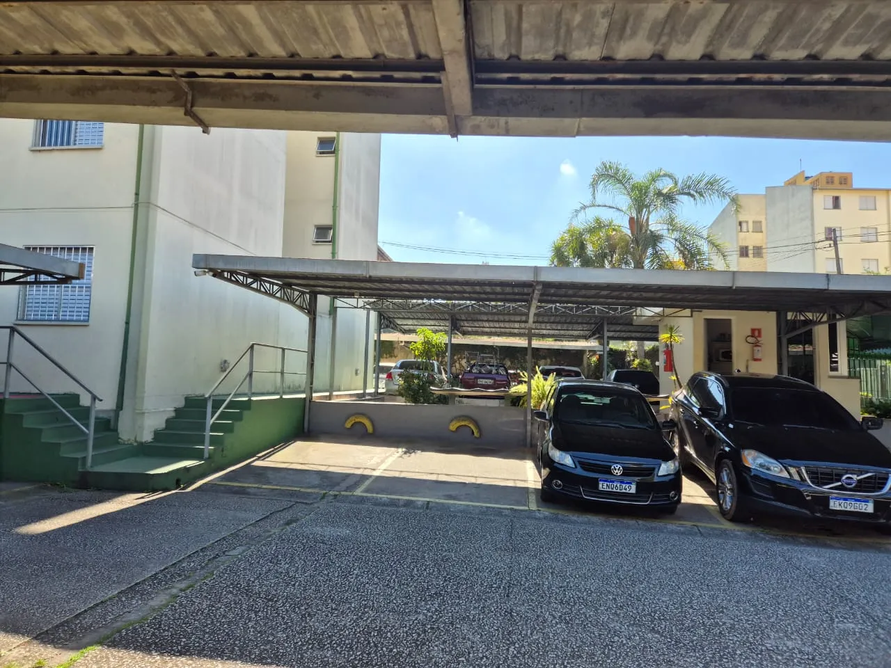 Imagem VENDO AMPLO APARTAMENTO DE 02 DORMITÓRIOS NO BAIRRO JARDIM ORLY!