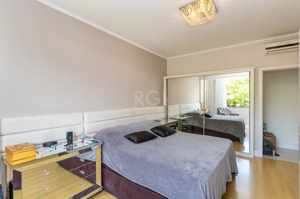 Imagem Apartamento no Centro - 2 dormitórios - reformado e mobiliado
