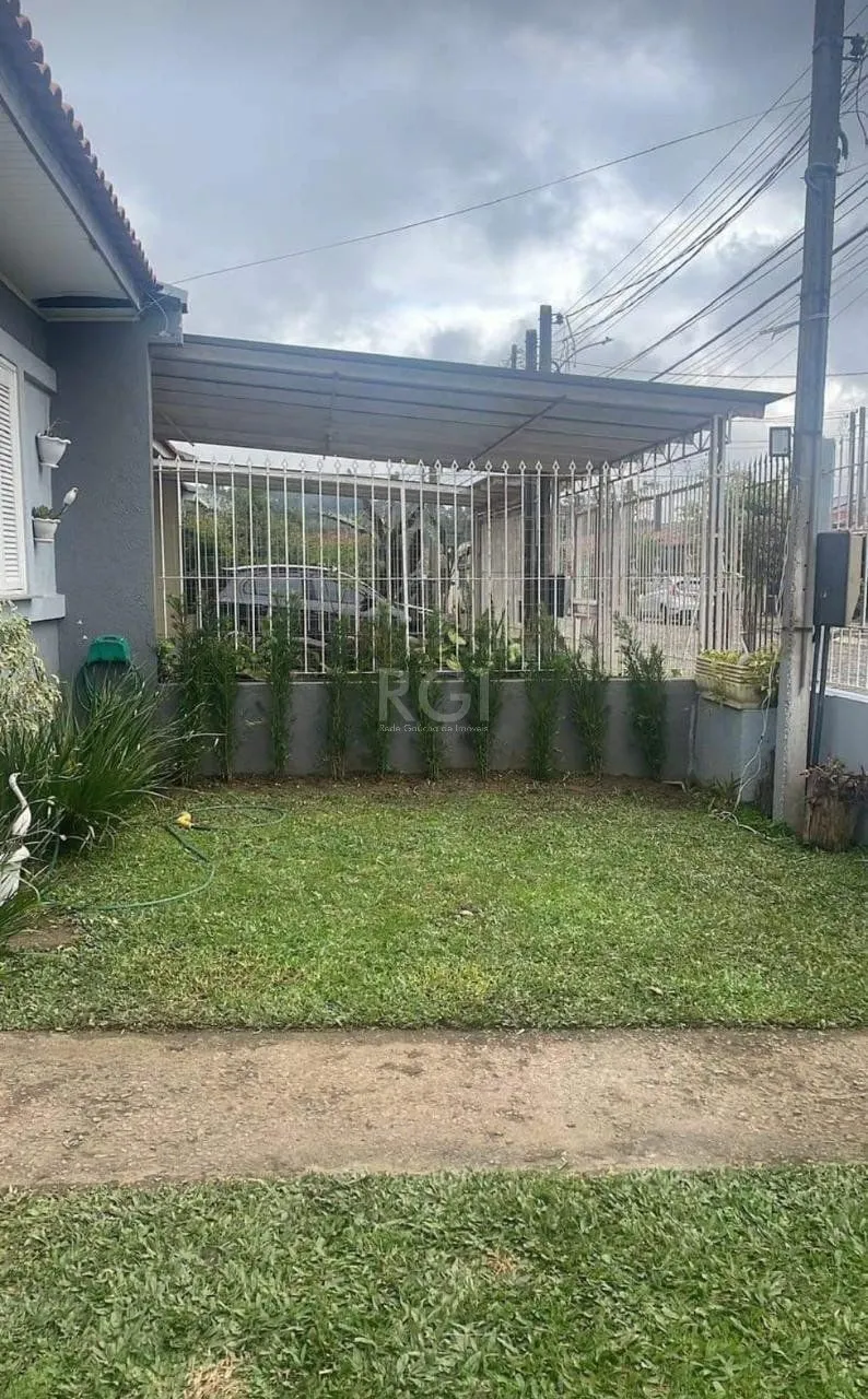 Imagem Casa no bairro Hípica - 4 dormitórios