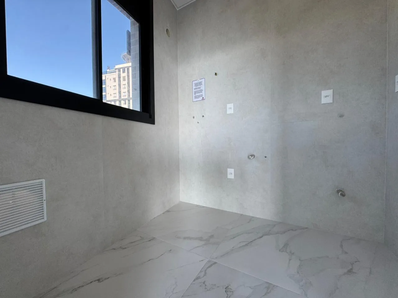 Imagem Apartamento com vista para o mar à venda com 157m2 por R$ 3.600.000,00