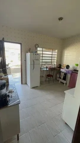 Imagem Casa para Venda 2 Quartos, 1 Suite, 3 Vagas, 90M², Centro, Taubaté - SP