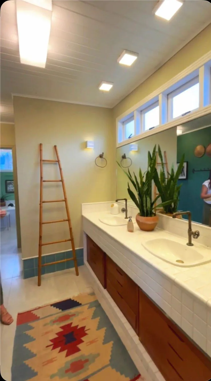 Imagem Casa com 4 Quartos à Venda, 842 metros em Mar Verde - Caraguatatuba