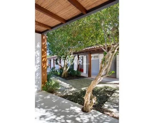 Imagem Casa de luxo em condomínio exclusivo em Armação dos Búzios-RJ, Vila Luiza - 5 quartos, 5 suítes e 6 banheiros