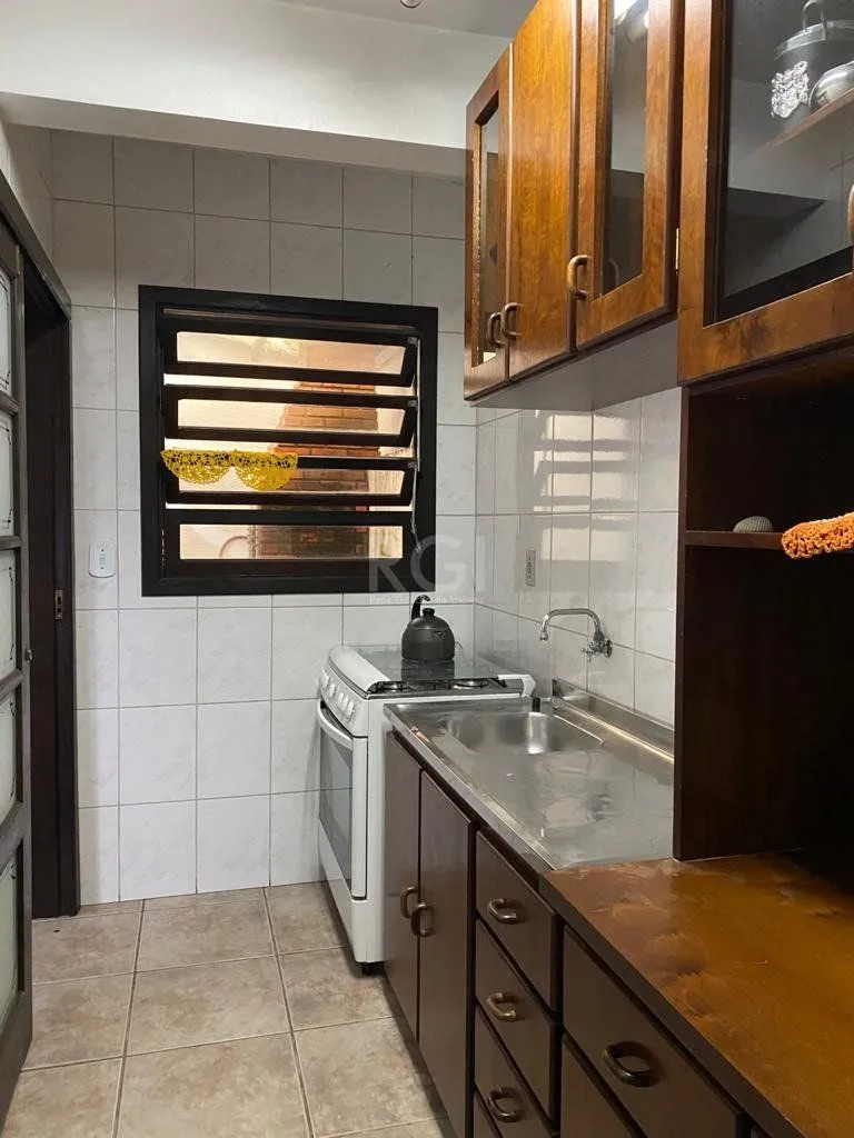 Imagem Casa para Venda - 330m², 6 dormitórios, 3 vagas - Cavalhada