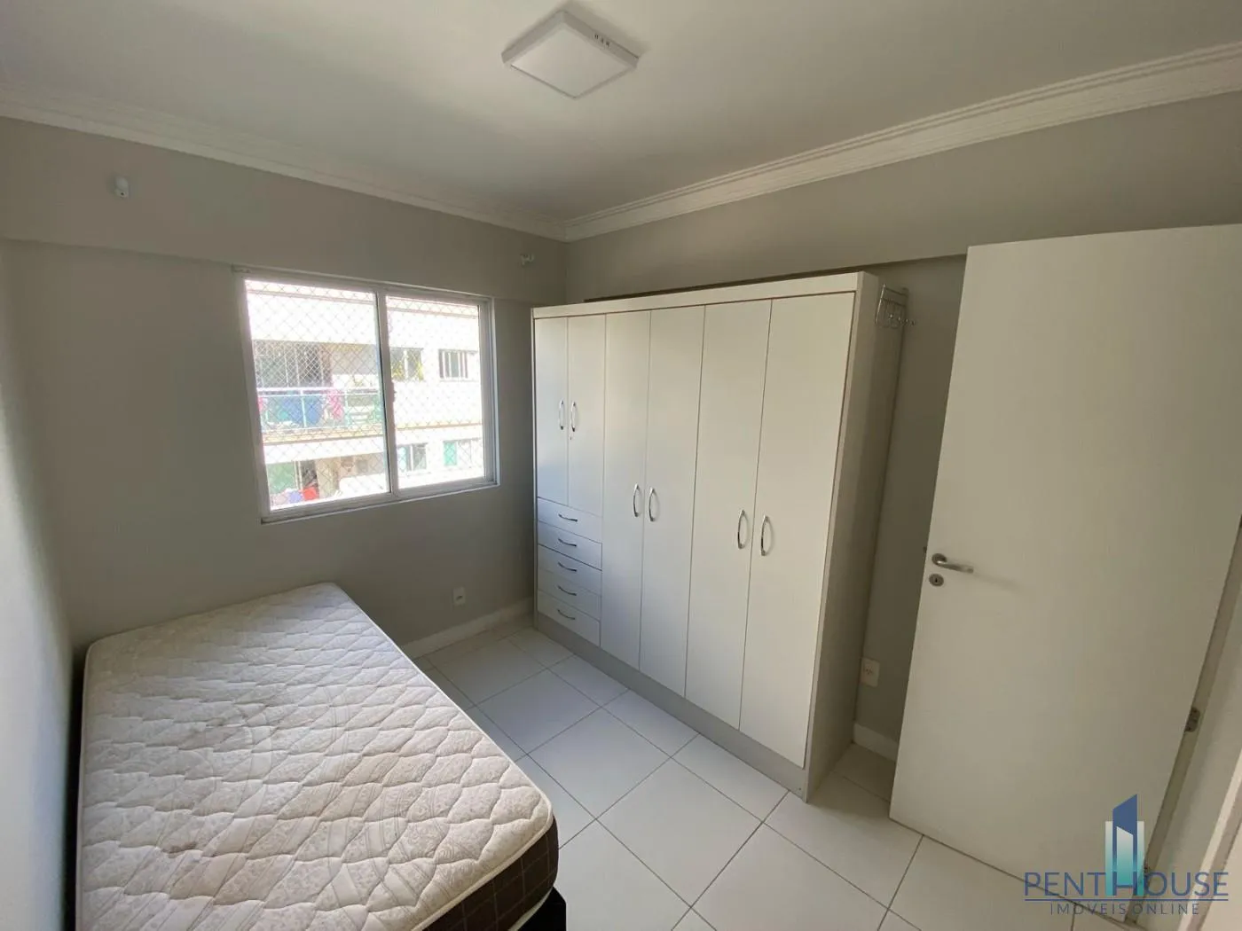 Imagem Apartamento Zona Central para Venda em Balneário Camboriú, Municípios, 2 dormitórios, 1 suíte, 2 banheiros, 1 vaga