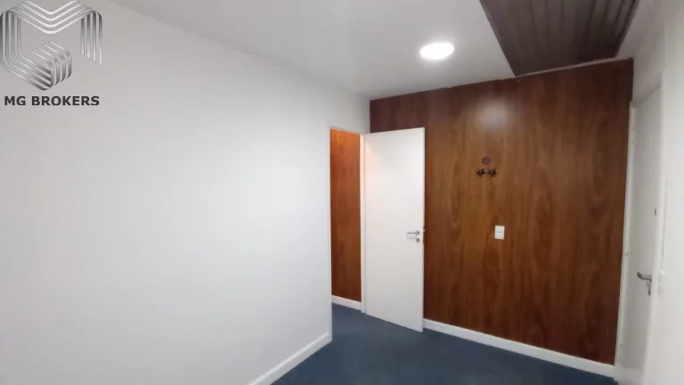Imagem Oportunidade Imperdível: Sala Comercial de 120m² no Condomínio de Jacarepaguá, Rio de Janeiro-RJ!