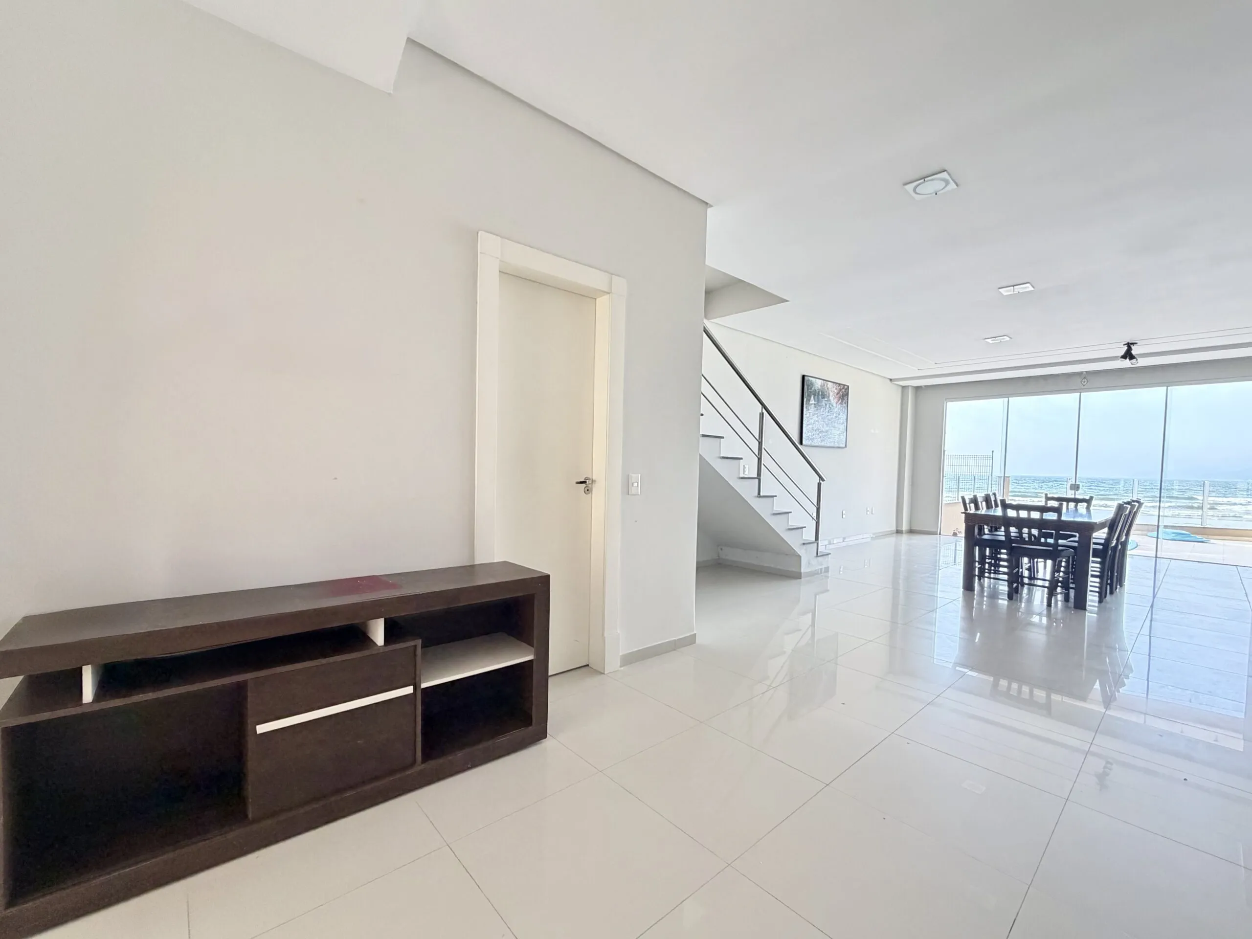 Imagem Casa com vista para o mar à venda com 170m2 por R$ 4.150.000,00