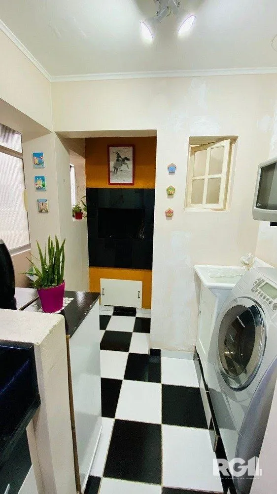 Imagem APARTAMENTO A VENDA, 3 DORMITÓRIOS REFORMADO NA JOÃO ALFREDO.