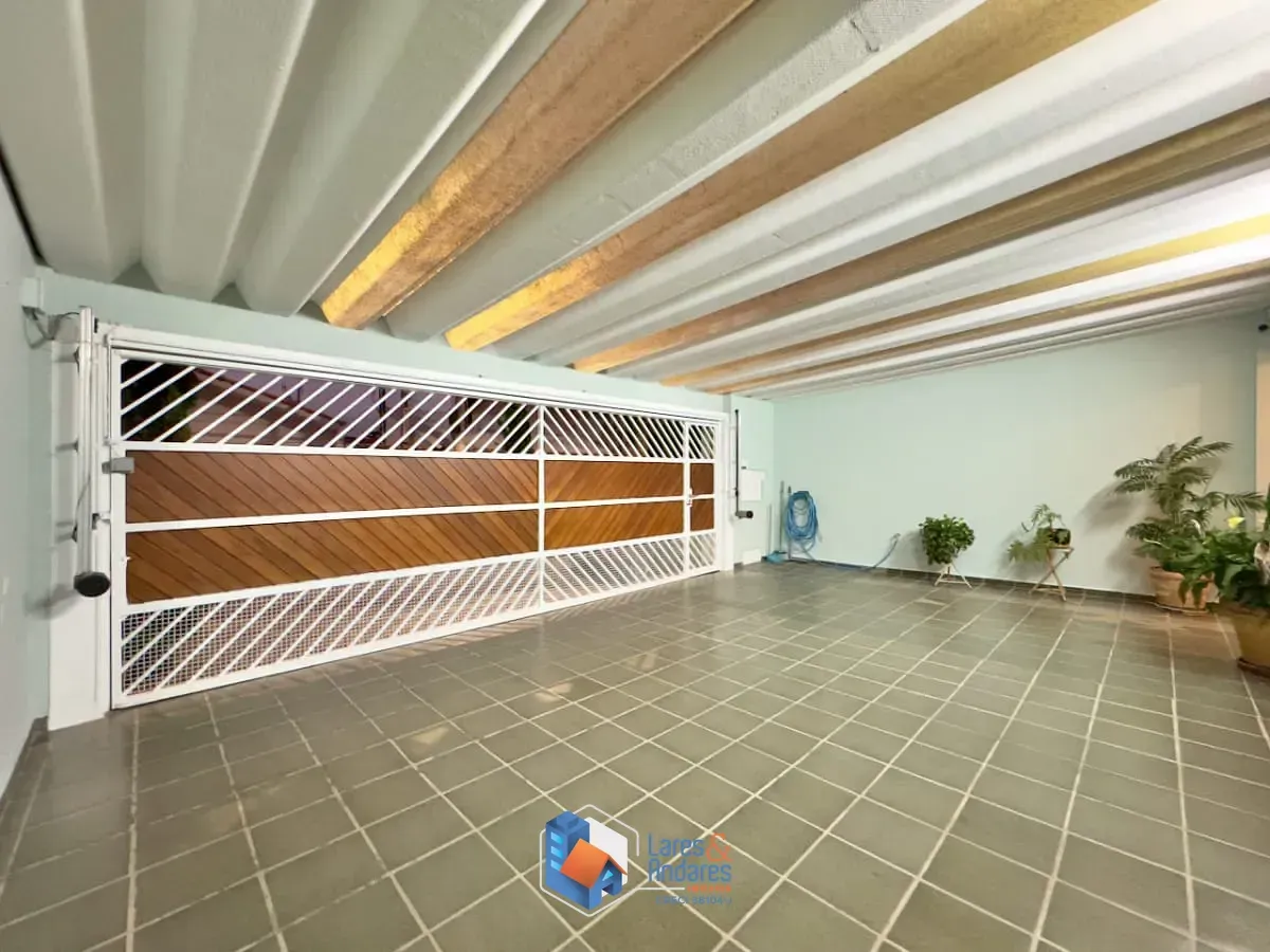 Imagem Sobrado para venda em Vila Constançia com 3 quartos, sendo 1 suíte, 300m²
