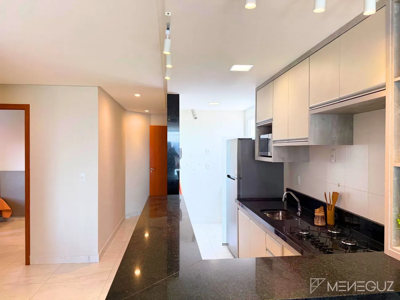 Imagem Exclusividade e pronto para morar: Apartamento 3 quartos no Solar do Porto com vista mar