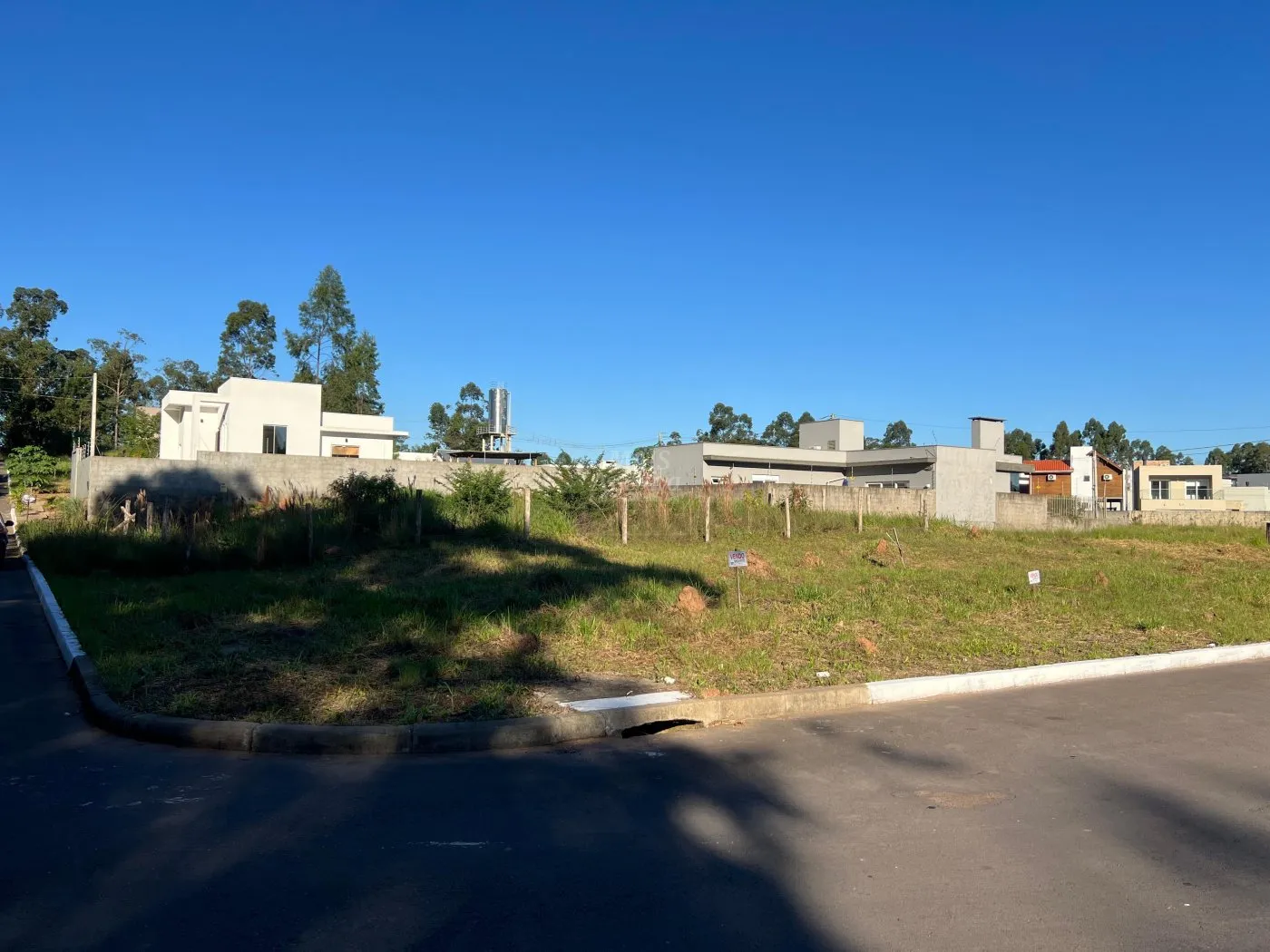 Imagem Terreno a venda no loteamento Chácara Hamburguesa, bairro Canudos, Novo Hamburgo