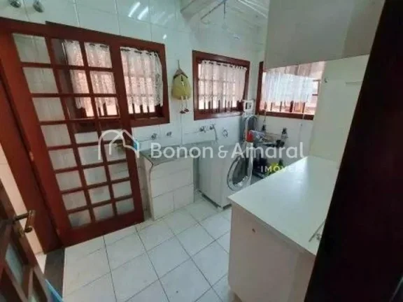Imagem Casa para venda no chapadão, 5 quartos, escritorio, churrasqueira e piscina
A casa é distribuída ...
