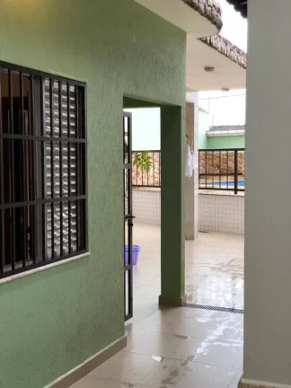 Imagem Linda Casa com 2 dormitórios à venda, 150 m² por R$ 1.300.000 - Jardim Real - Praia Grande/SP