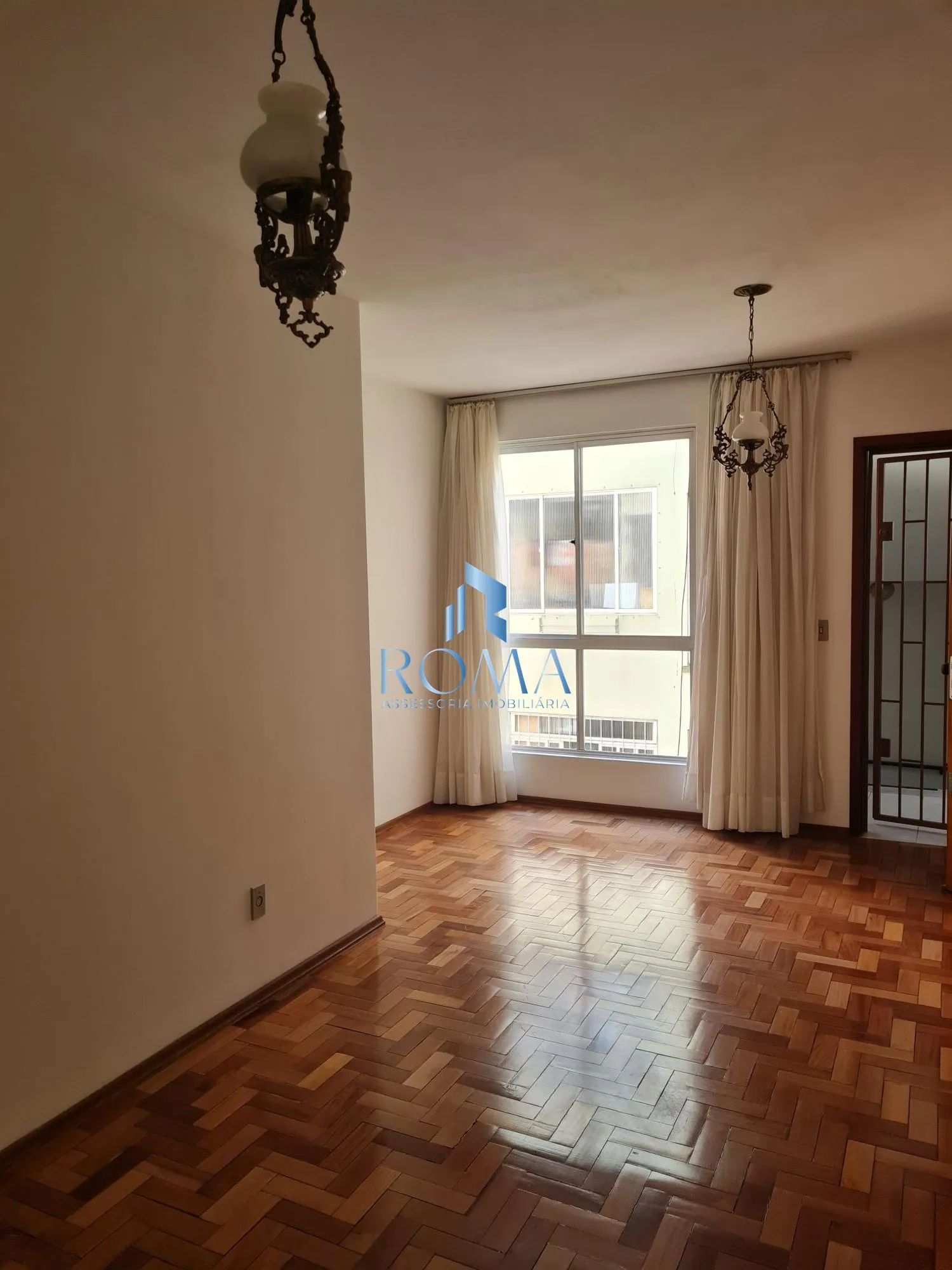 Imagem Apartamento 2 dormitórios à venda Centro Santa Maria/RS