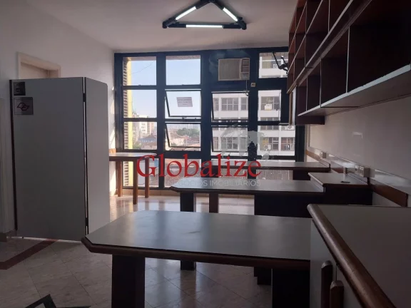 Foto do imóvel Sala de 42m² no Centro de Santos-SP, com 1 sala, 1 banheiro R$315.000,00