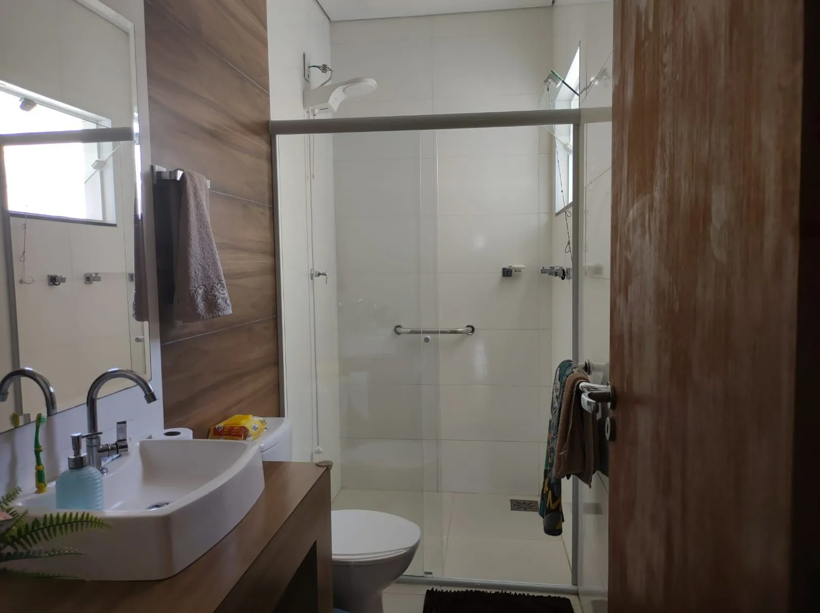 Imagem Casa Sobrado com 2 Suítes Localizada em Sorocaba.