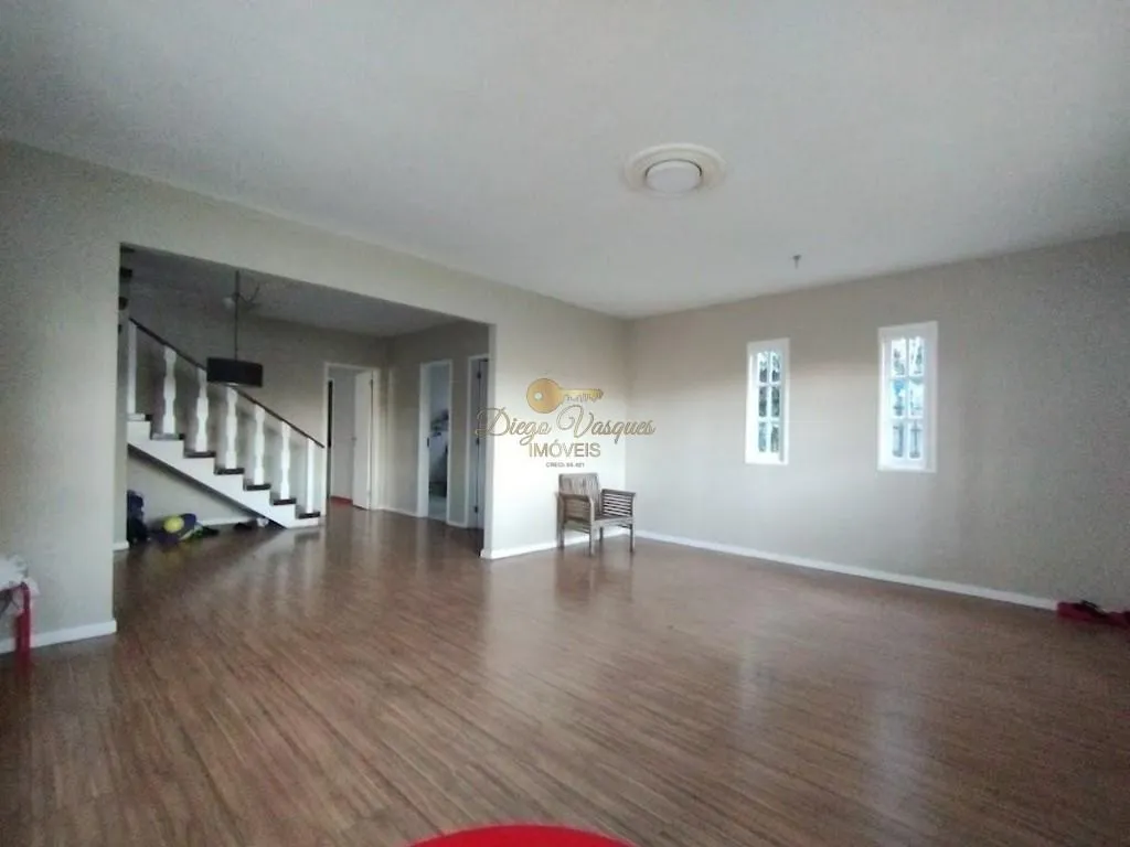 Imagem Casa em Condomínio para Venda em Teresópolis / RJ no bairro Albuquerque