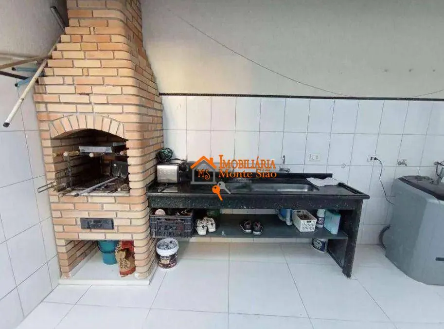 Imagem Casa com 3 dormitórios, 240 m² - venda por R$ 1.272.000 ou aluguel por R$ 8.400/mês - Jardim Bom Clima - Guarulhos/SP
