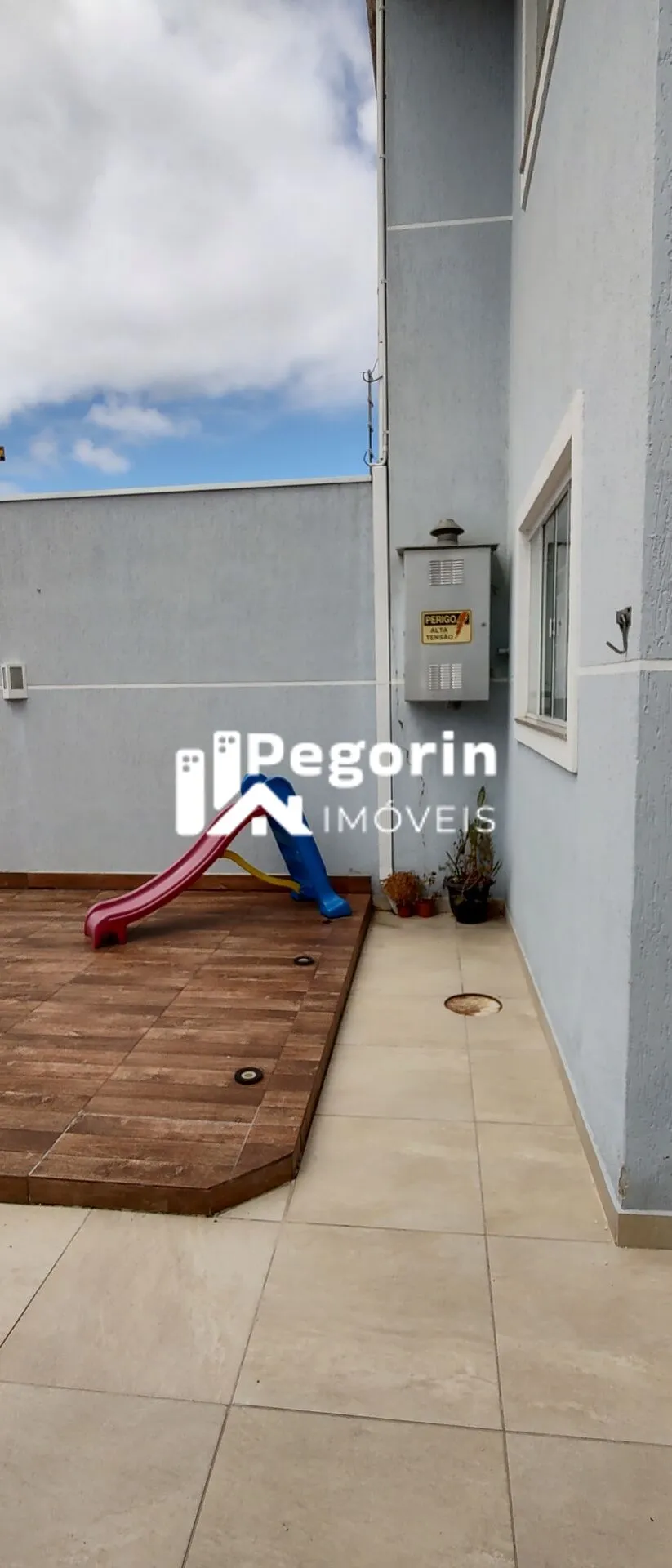 Imagem Sobrado à venda em Curitiba, Cajuru, com 3 quartos, 168,00m²