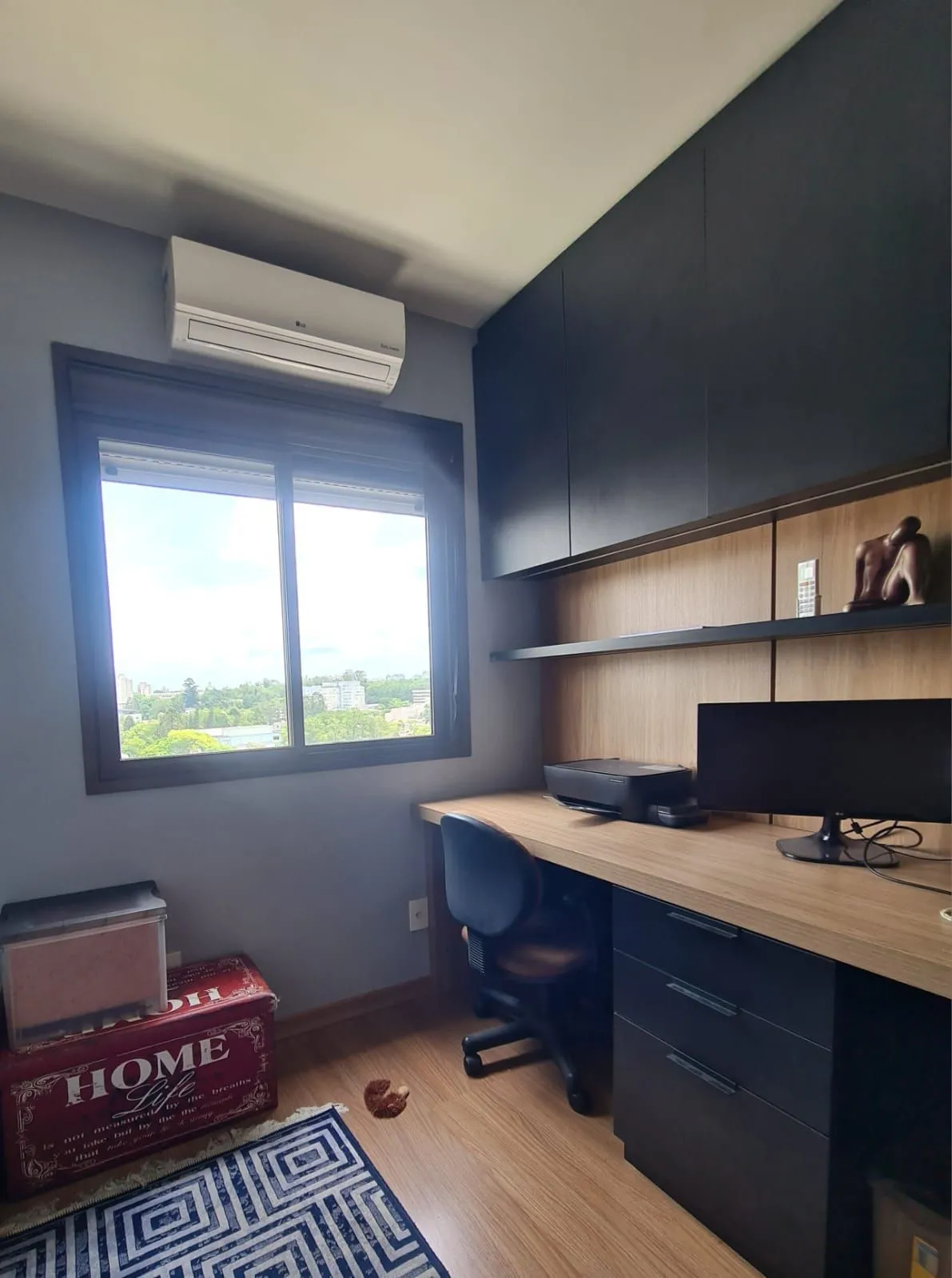 Imagem Vende-se apartamento com 3 quartos (1 suíte), 71 m² privativos e 2 vagas - Partenon