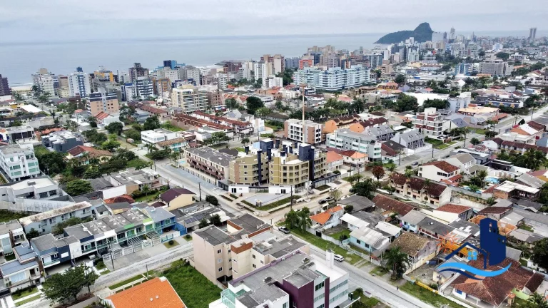 Imagem Apto 02 Quartos em Caioba Matinhos- PR Edifício Ravello