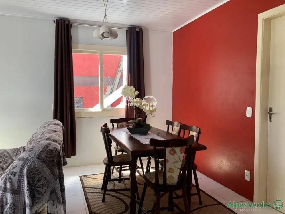 Imagem Vende-se uma linda casa na Várzea Grande - Gramado